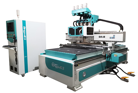 為什么四工序板式家具開料機如此受歡迎？